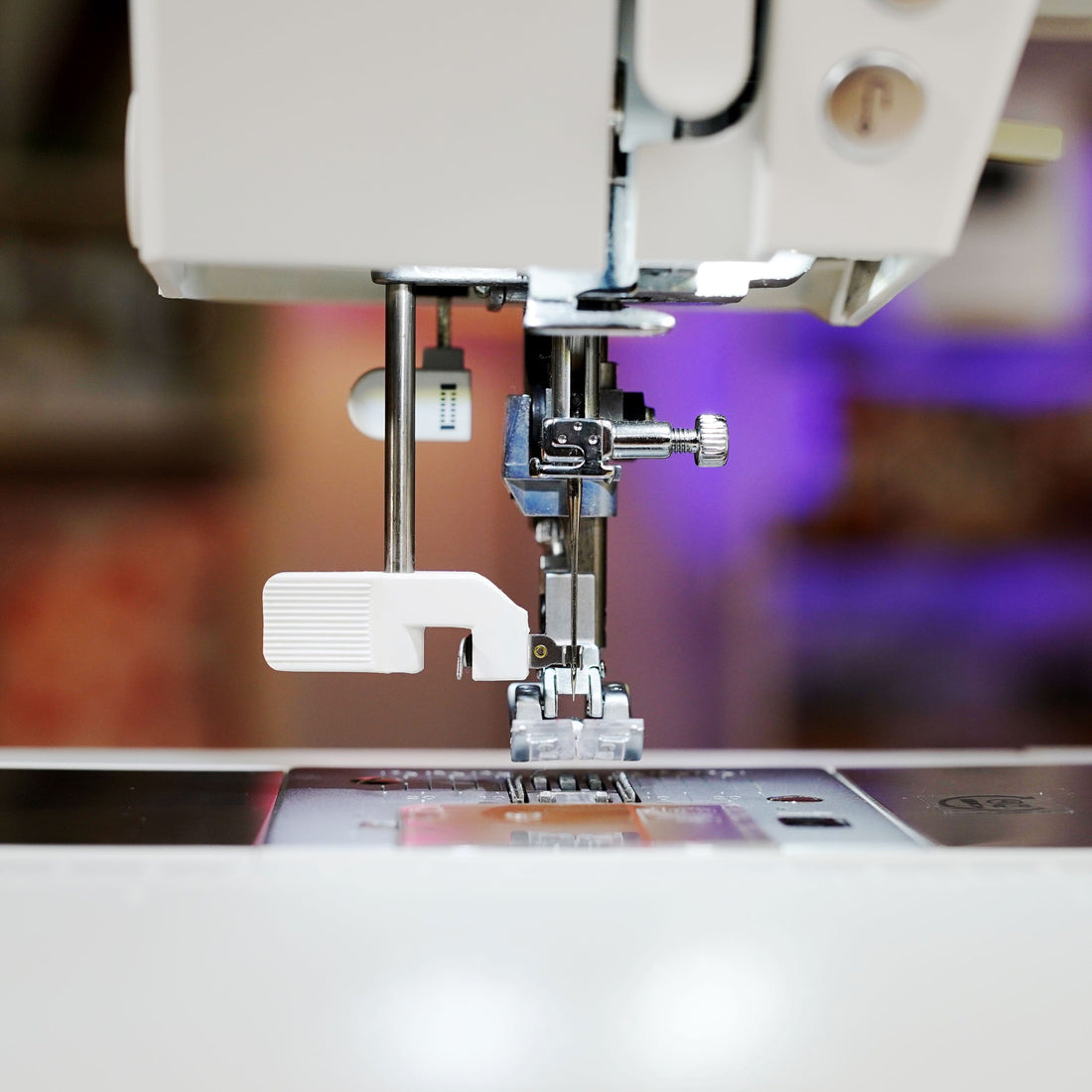 Pfaff Sewing Machines Pfaff Passport 2.0 Sewing Machine  - The Sewing Studio