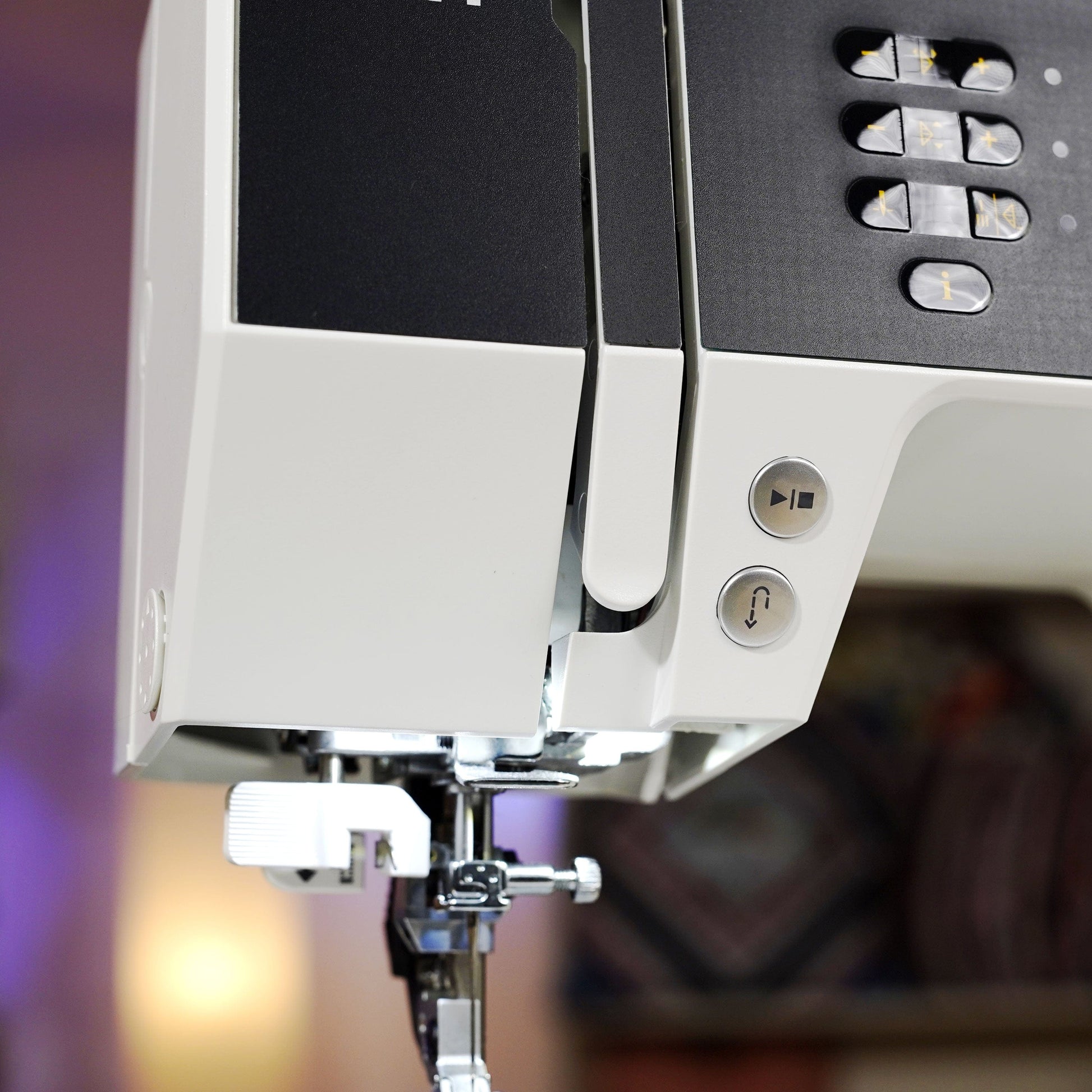 Pfaff Sewing Machines Pfaff Passport 2.0 Sewing Machine  - The Sewing Studio