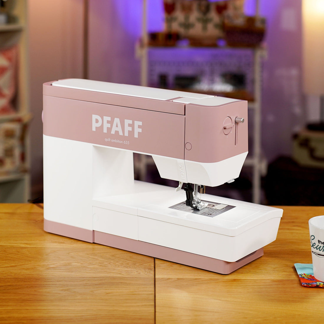 Pfaff Sewing Machines PFAFF Quilt Ambition 635 Sewing Machine  - The Sewing Studio