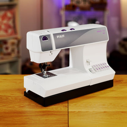 Pfaff Sewing Machines Pfaff Select 3.2 Sewing Machine  - The Sewing Studio
