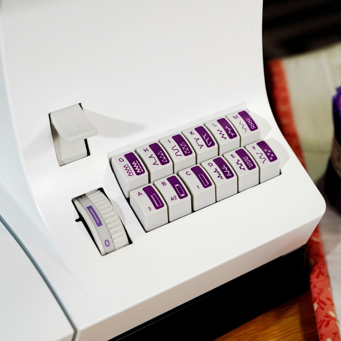 Pfaff Sewing Machines Pfaff Select 3.2 Sewing Machine  - The Sewing Studio