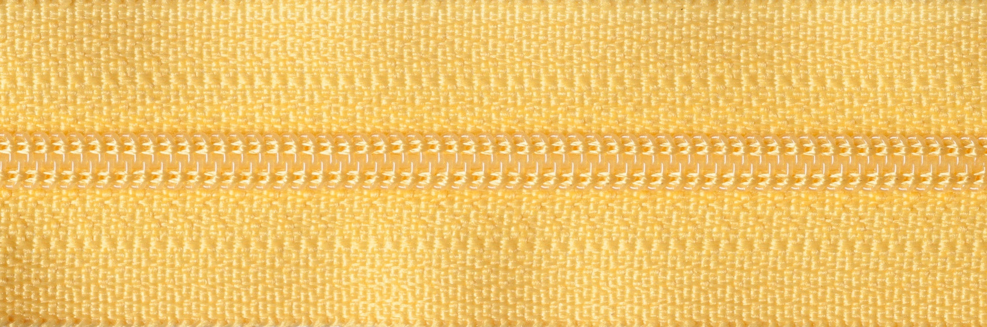 YKK Zips YKK Dress / Skirt Zip 36cm / 14 inch: Yellow gold (Colour 001)  - The Sewing Studio