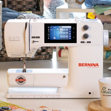 Bernina 475 QE Sewing Machine