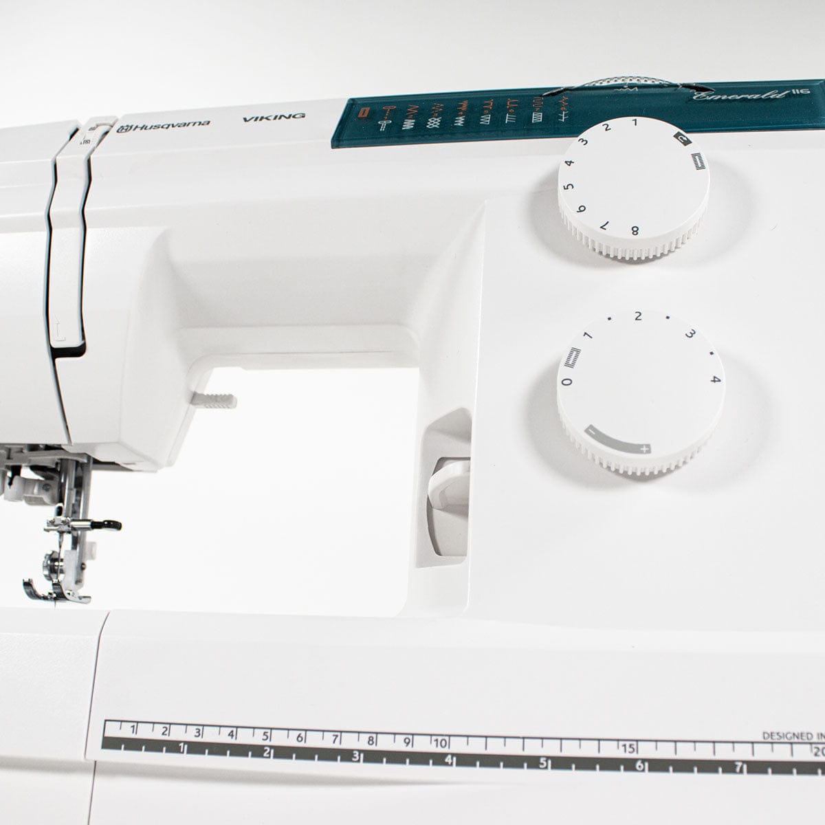 Husqvarna Emerald 116 Sewing Machine