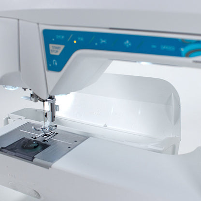Husqvarna Opal 670 Sewing Machine