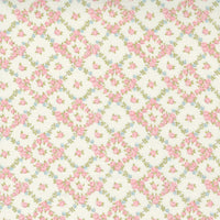 Moda Cottage Linen Closet Fabric Lattice Faded Line 18732-11