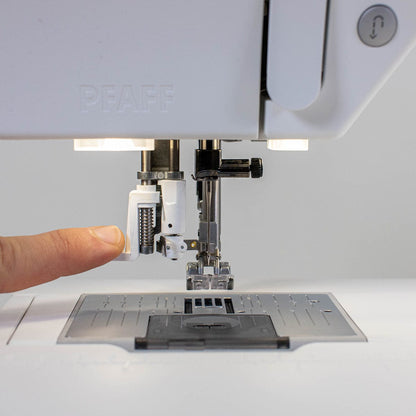 Pfaff Expression 710 Sewing Machine + FREE Gifts worth £79
