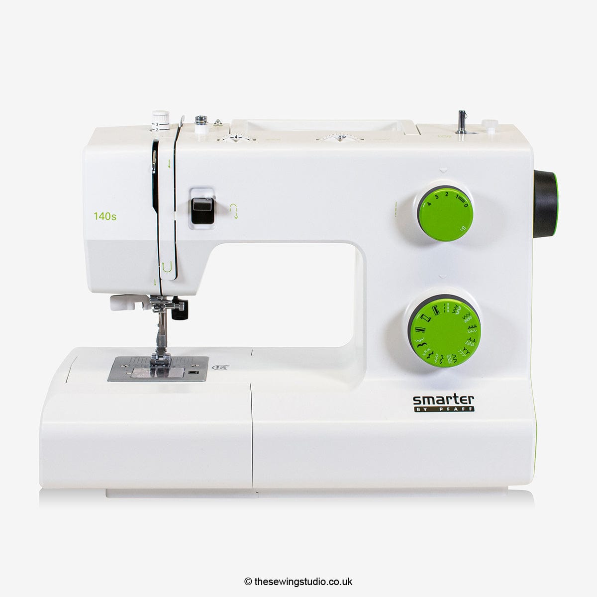 Pfaff Smarter By 140s Sewing Machine